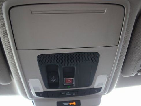 Used 2024 Honda Accord EX image 11