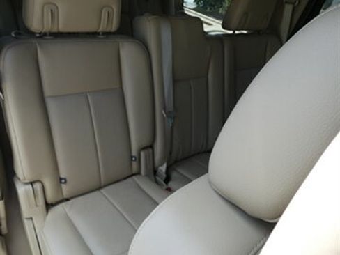 Used 2016 Ford Expedition XLT w/ Equipment Group 202A RWD image 55