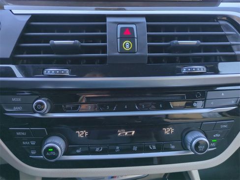 Used 2018 BMW X3 M40i image 27