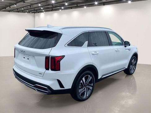 Certified 2023 Kia Sorento EX AWD/4WD image 8