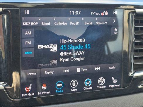 Used 2018 Chrysler Pacifica Touring-L Plus image 13