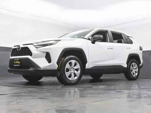 Used 2024 Toyota RAV4 LE image 52