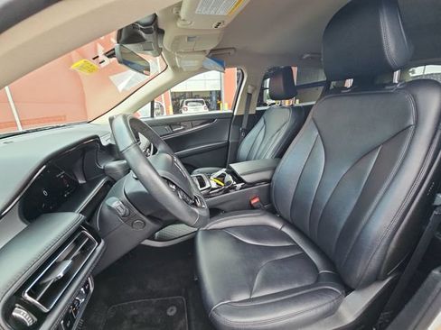 Used 2023 Lincoln Nautilus AWD w/ Premium Package image 23