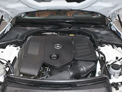 Used 2023 Mercedes-Benz C 300 4MATIC Sedan w/ Pinnacle Trim Package image 66