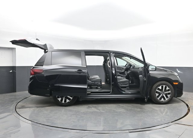 Certified 2025 Honda Odyssey EX-L image 53