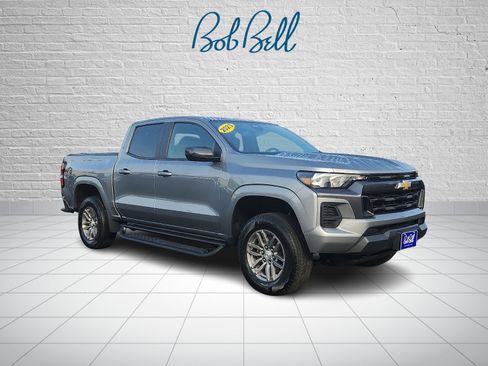 Used 2023 Chevrolet Colorado LT image 1