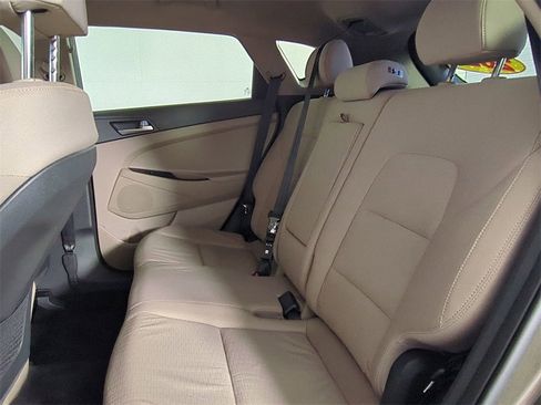 Certified 2020 Hyundai Tucson SE image 15
