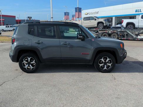 Used 2022 Jeep Renegade Trailhawk AWD/4WD image 9