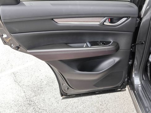 New 2025 MAZDA CX-5 Signature image 37