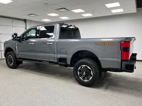Used 2024 Ford F350 Platinum w/ Tremor Off-Road Package AWD/4WD image 7