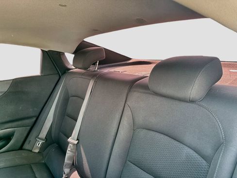 Used 2025 Chevrolet Malibu RS w/ LPO, Floor Liner Package FWD image 21