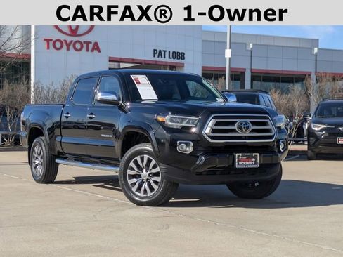 Used 2022 Toyota Tacoma Limited image 2