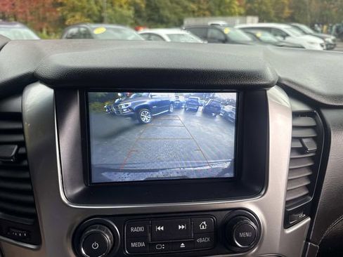 Used 2019 Chevrolet Tahoe LT image 25