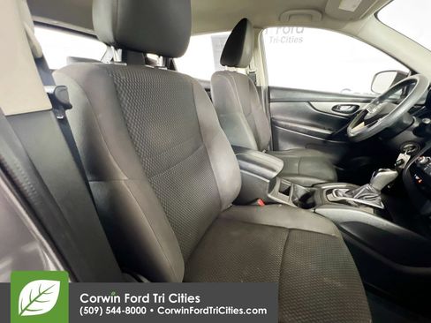 Used 2019 Nissan Rogue Sport S AWD/4WD image 17