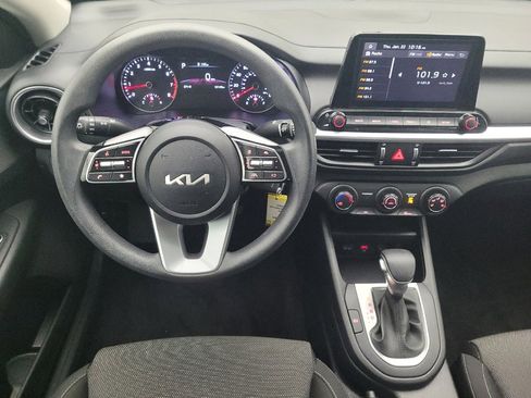 Used 2023 Kia Forte LXS w/ LXS Technology Package image 22
