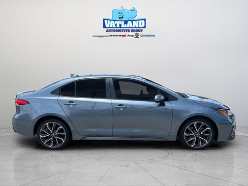 Used 2022 Toyota Corolla SE FWD image 6