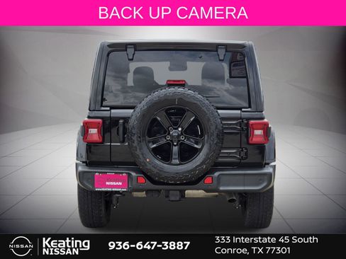 Used 2021 Jeep Wrangler Unlimited Sahara AWD/4WD image 7