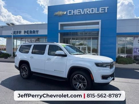 Used 2022 Jeep Wagoneer Series III AWD/4WD image 1