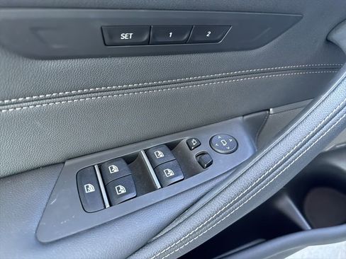 Used 2023 BMW 530i w/ M Sport Package RWD image 8