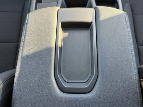 Used 2025 Chevrolet Silverado 3500 LT w/ Convenience Package image 23