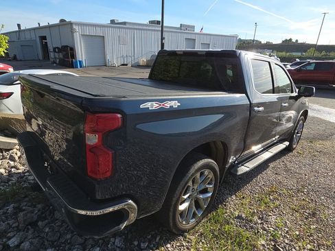 Used 2020 Chevrolet Silverado 1500 LTZ w/ LTZ Premium Package image 8