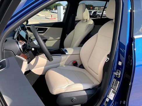 New 2026 Mercedes-Benz GLC 300 4MATIC image 9