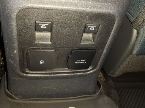 Used 2021 Ford Bronco Outer Banks image 19