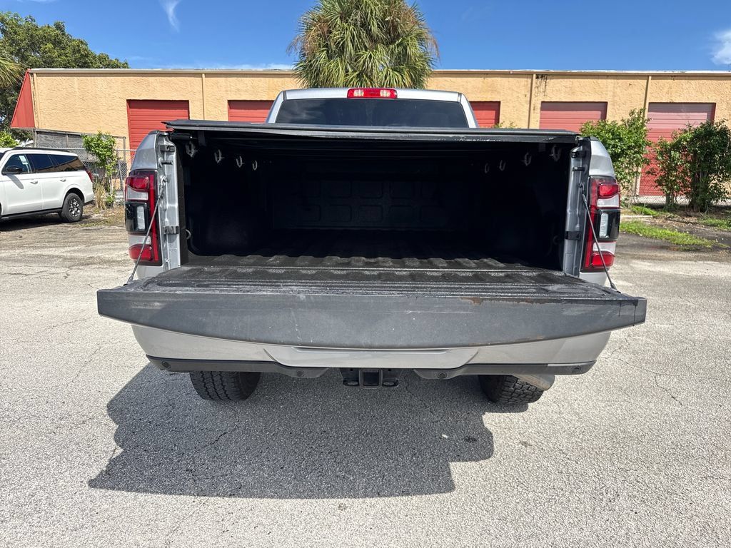 Used 2024 RAM 2500 Big Horn w/ Night Edition AWD/4WD image 28