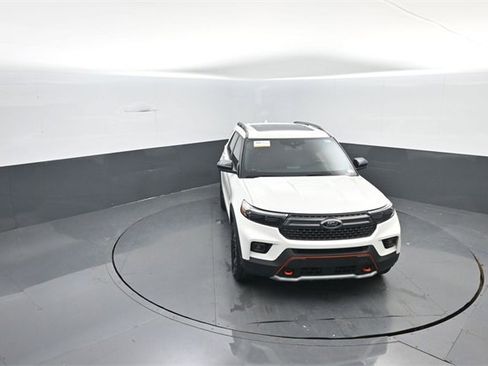 Certified 2022 Ford Explorer Timberline w/ Timberline Technology Package image 19