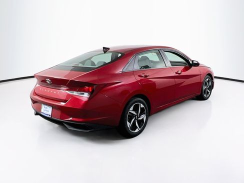 Used 2023 Hyundai Elantra SEL w/ Convenience Package FWD image 5