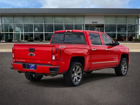 Used 2016 Chevrolet Silverado 1500 LTZ Z71 w/ LTZ Plus Package AWD/4WD image 4