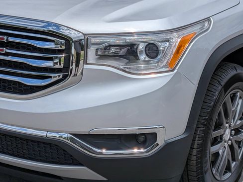 Used 2019 GMC Acadia SLT FWD image 9