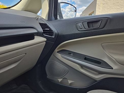 Used 2021 Ford EcoSport S FWD image 29