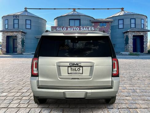 Used 2018 GMC Yukon XL SLT w/ Open Road Package AWD/4WD image 4