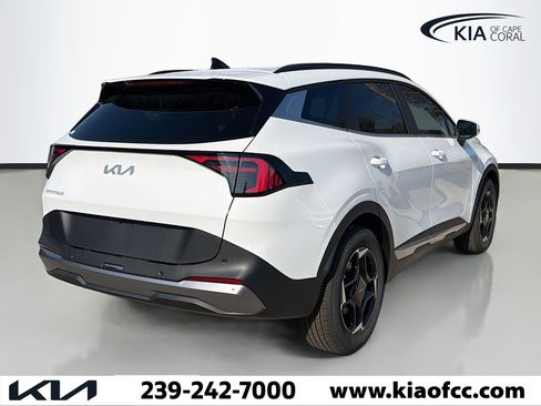 New 2026 Kia Sportage EX FWD image 6