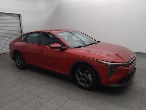 Used 2025 Kia K4 FWD image 11