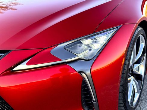 Used 2018 Lexus LC 500 Coupe w/ Performance Package image 3