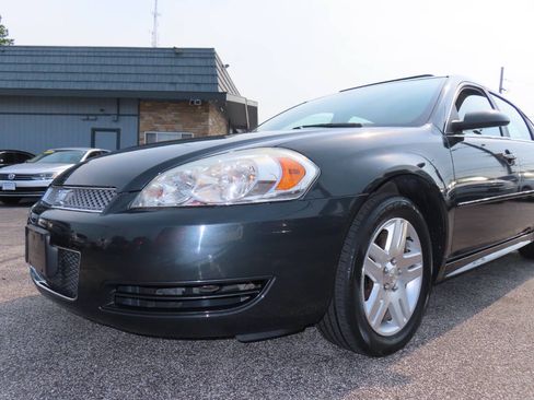 Used 2014 Chevrolet Impala LT w/ LT Sunroof Package FWD image 32