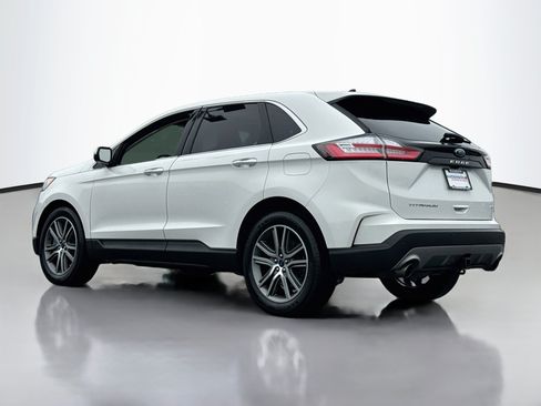 Used 2022 Ford Edge Titanium w/ Equipment Group 301A AWD/4WD image 5