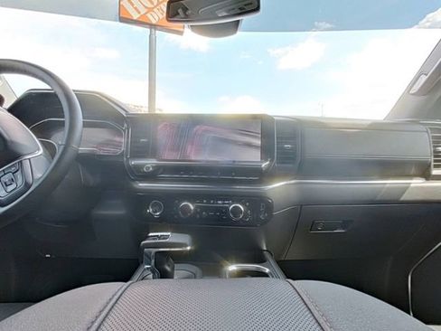 Used 2023 GMC Sierra 1500 SLT w/ SLT Convenience Package AWD/4WD image 25
