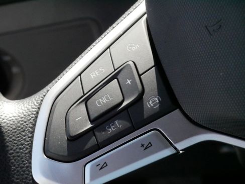 Certified 2023 Volkswagen Tiguan S FWD image 25