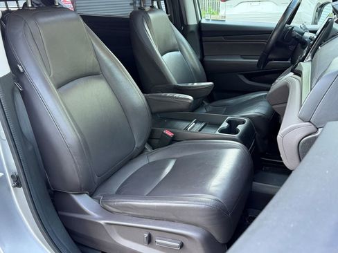 Used 2018 Honda Odyssey EX-L image 11