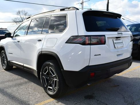 New 2026 Jeep Cherokee Laredo AWD/4WD image 4