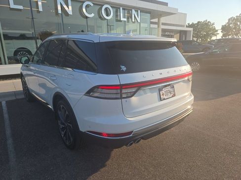 Used 2021 Lincoln Aviator Reserve w/ Equipment Group 201A AWD/4WD image 6