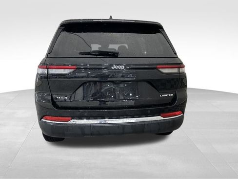 Used 2024 Jeep Grand Cherokee Limited image 4