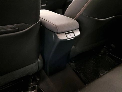 Used 2019 Toyota Prius LE image 36