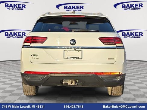 Used 2020 Volkswagen Atlas Cross Sport SE w/ Towing Package image 6