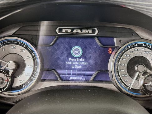 Used 2020 RAM 1500 Limited AWD/4WD image 12