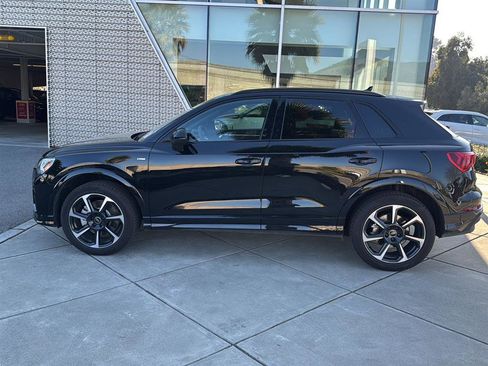 Used 2025 Audi Q3 2.0T Premium Plus w/ Premium Plus Package image 9