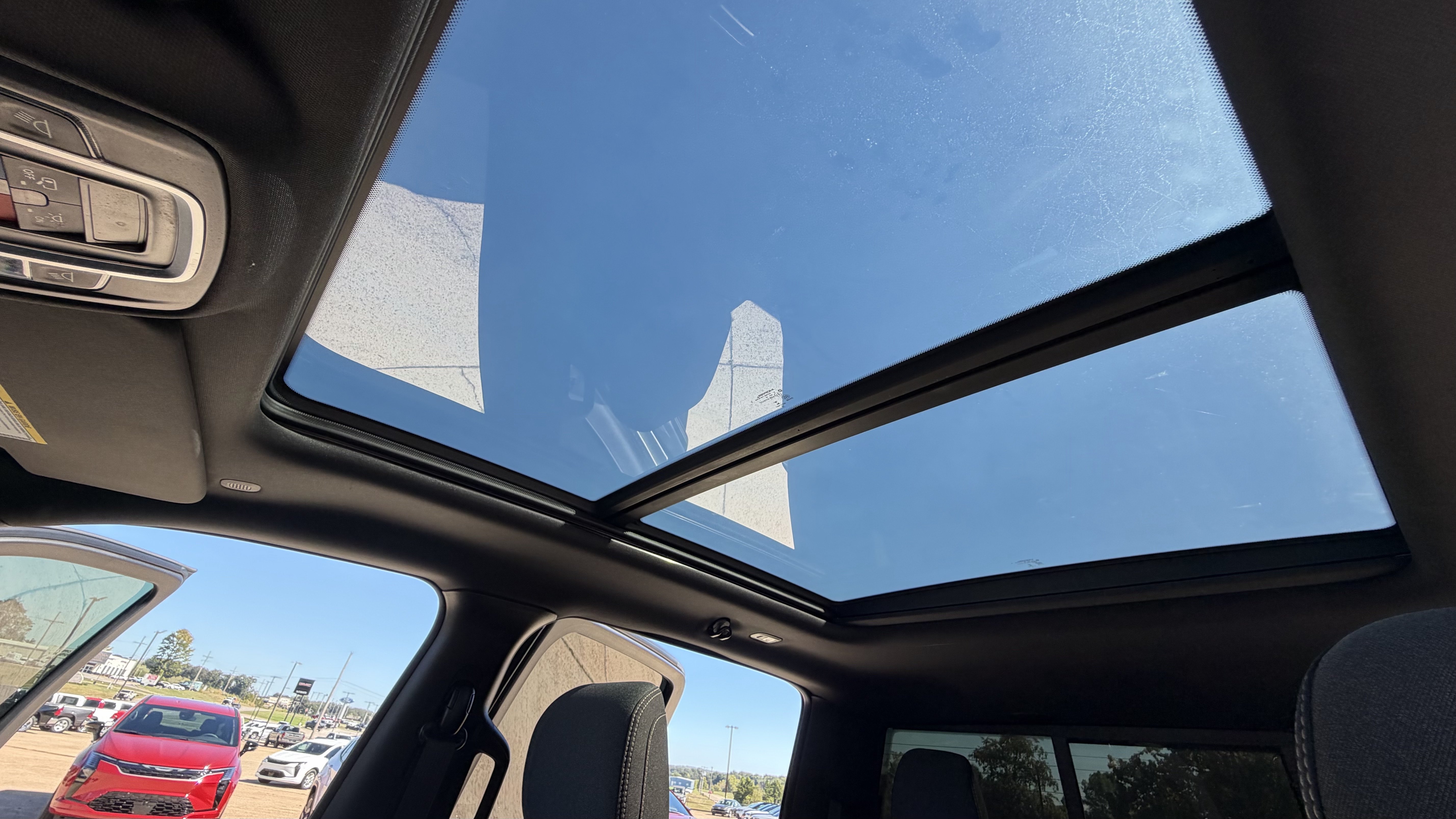 Used 2022 RAM 1500 Big Horn AWD/4WD image 32